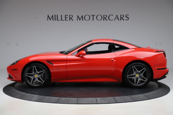 Used 2017 Ferrari California T for sale $165,900 at Pagani of Greenwich in Greenwich CT 06830 14
