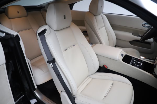 Used 2015 Rolls-Royce Wraith Base for sale $168,900 at Pagani of Greenwich in Greenwich CT 06830 13