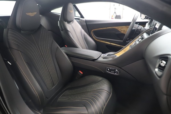 Used 2017 Aston Martin DB11 V12 Coupe for sale $149,900 at Pagani of Greenwich in Greenwich CT 06830 23