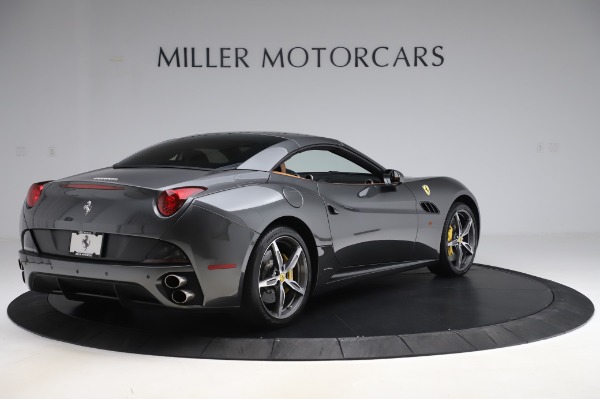 Used 2014 Ferrari California 30 for sale Sold at Pagani of Greenwich in Greenwich CT 06830 16