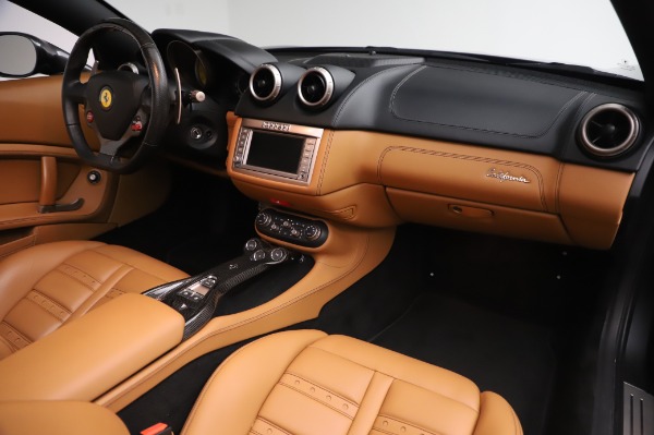 Used 2014 Ferrari California 30 for sale Sold at Pagani of Greenwich in Greenwich CT 06830 25