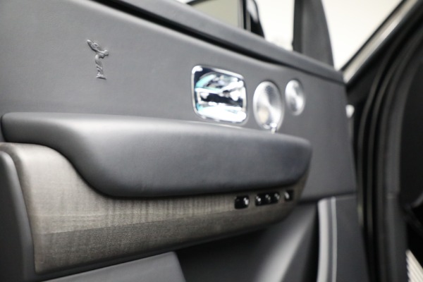 Used 2021 Rolls-Royce Cullinan for sale Sold at Pagani of Greenwich in Greenwich CT 06830 24