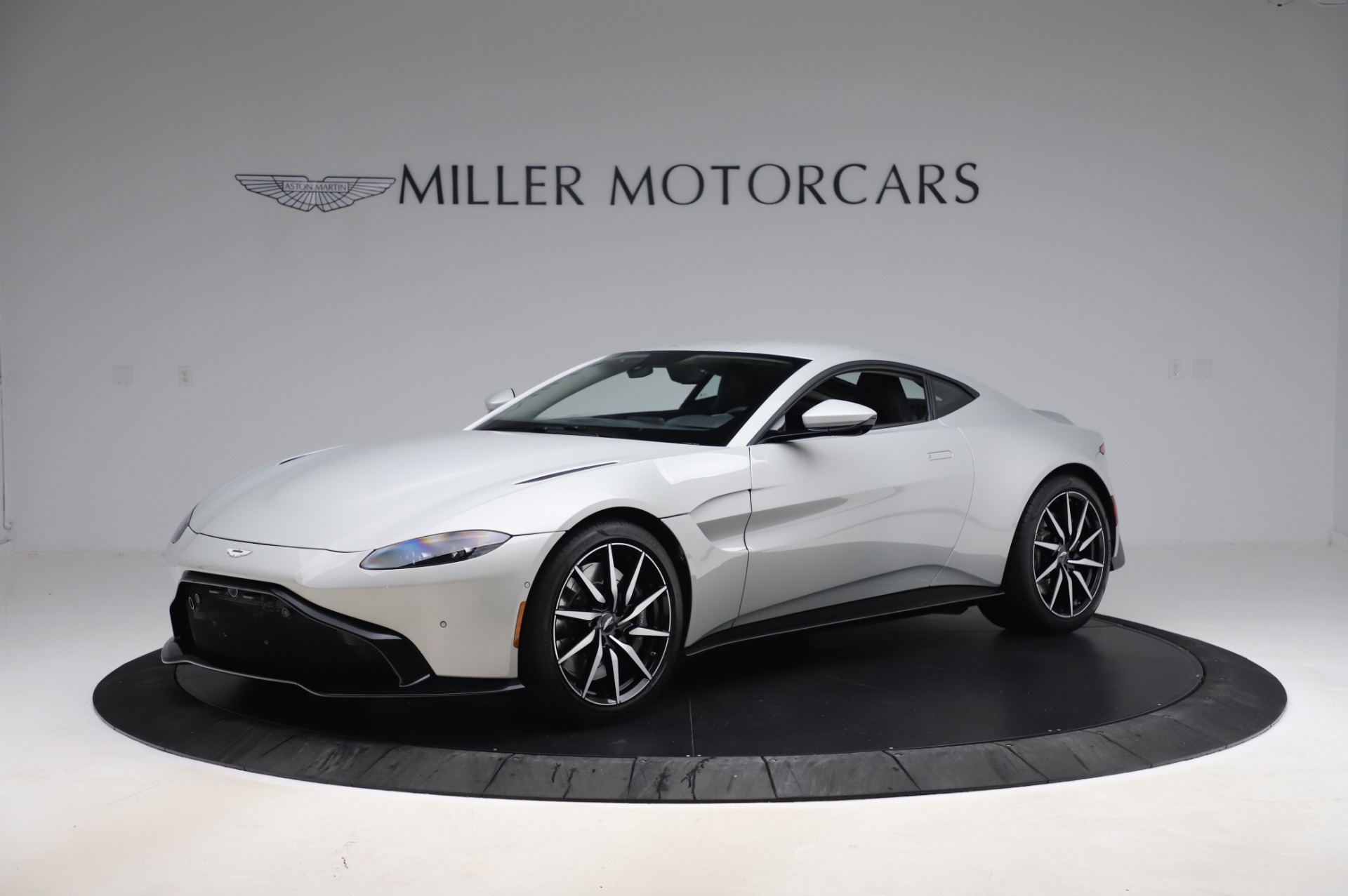 Used 2020 Aston Martin Vantage Coupe for sale $149,800 at Pagani of Greenwich in Greenwich CT 06830 1