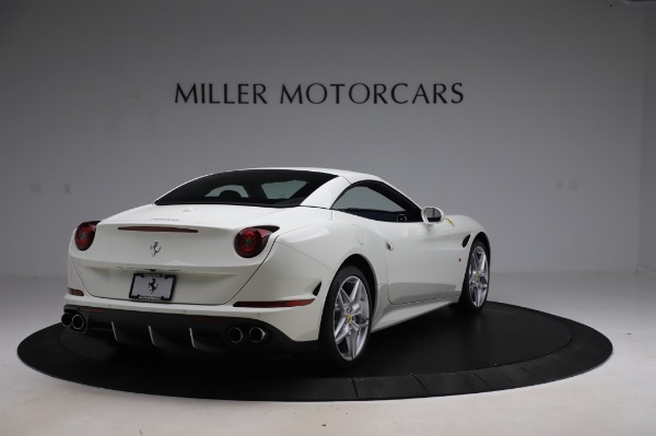 Used 2016 Ferrari California T for sale $185,900 at Pagani of Greenwich in Greenwich CT 06830 17