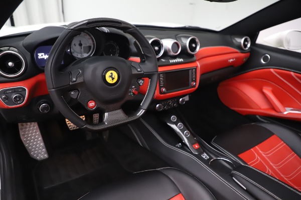 Used 2015 Ferrari California T for sale Sold at Pagani of Greenwich in Greenwich CT 06830 15