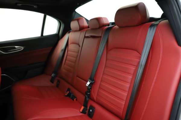 New 2020 Alfa Romeo Giulia Ti Sport Q4 for sale Sold at Pagani of Greenwich in Greenwich CT 06830 16