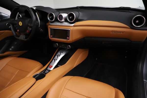 Used 2016 Ferrari California T for sale Sold at Pagani of Greenwich in Greenwich CT 06830 22