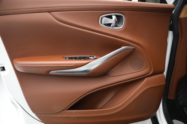 New 2021 Aston Martin DBX for sale $211,636 at Pagani of Greenwich in Greenwich CT 06830 16