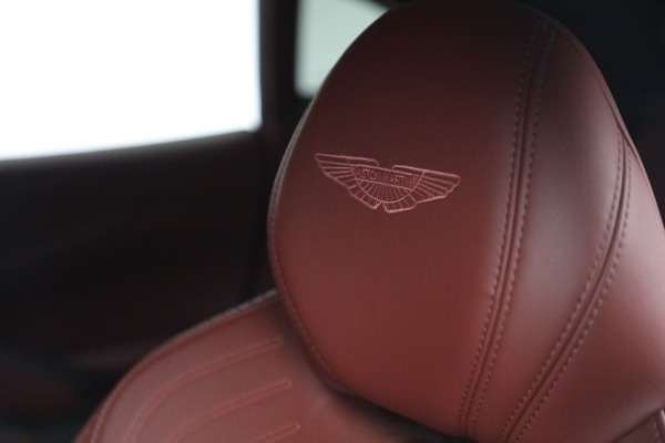 Used 2021 Aston Martin DBX for sale $145,900 at Pagani of Greenwich in Greenwich CT 06830 16