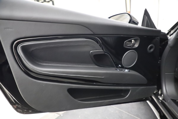 New 2021 Aston Martin DB11 Volante for sale $254,416 at Pagani of Greenwich in Greenwich CT 06830 18