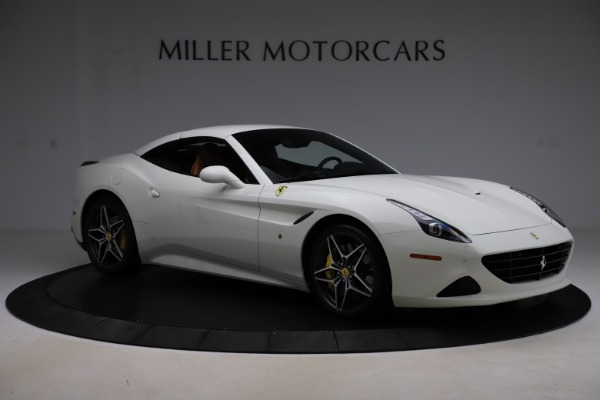 Used 2018 Ferrari California T for sale Sold at Pagani of Greenwich in Greenwich CT 06830 16