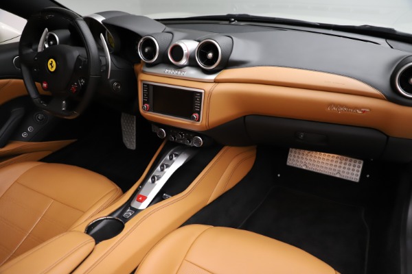 Used 2018 Ferrari California T for sale Sold at Pagani of Greenwich in Greenwich CT 06830 23