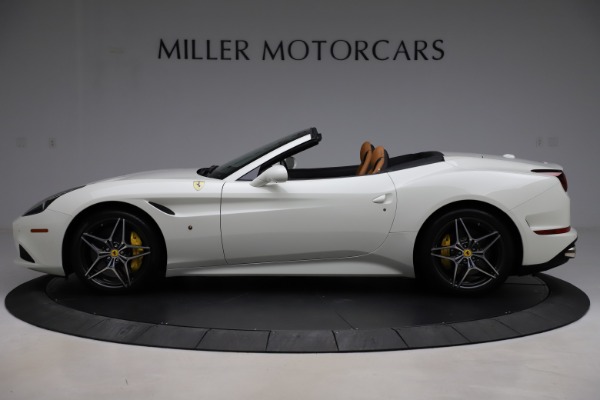 Used 2018 Ferrari California T for sale Sold at Pagani of Greenwich in Greenwich CT 06830 3