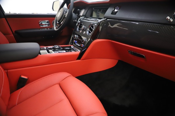 New 2021 Rolls-Royce Cullinan Black Badge for sale $431,325 at Pagani of Greenwich in Greenwich CT 06830 26