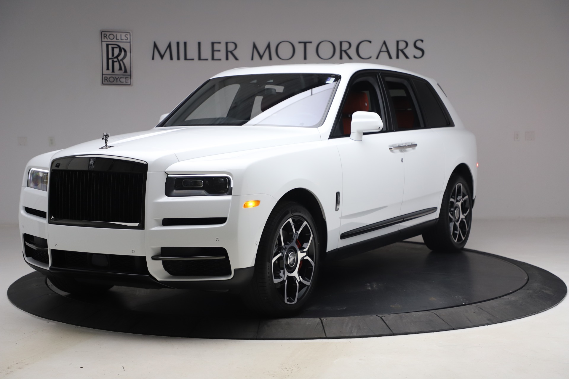 New 2021 Rolls-Royce Cullinan Black Badge for sale $431,325 at Pagani of Greenwich in Greenwich CT 06830 1