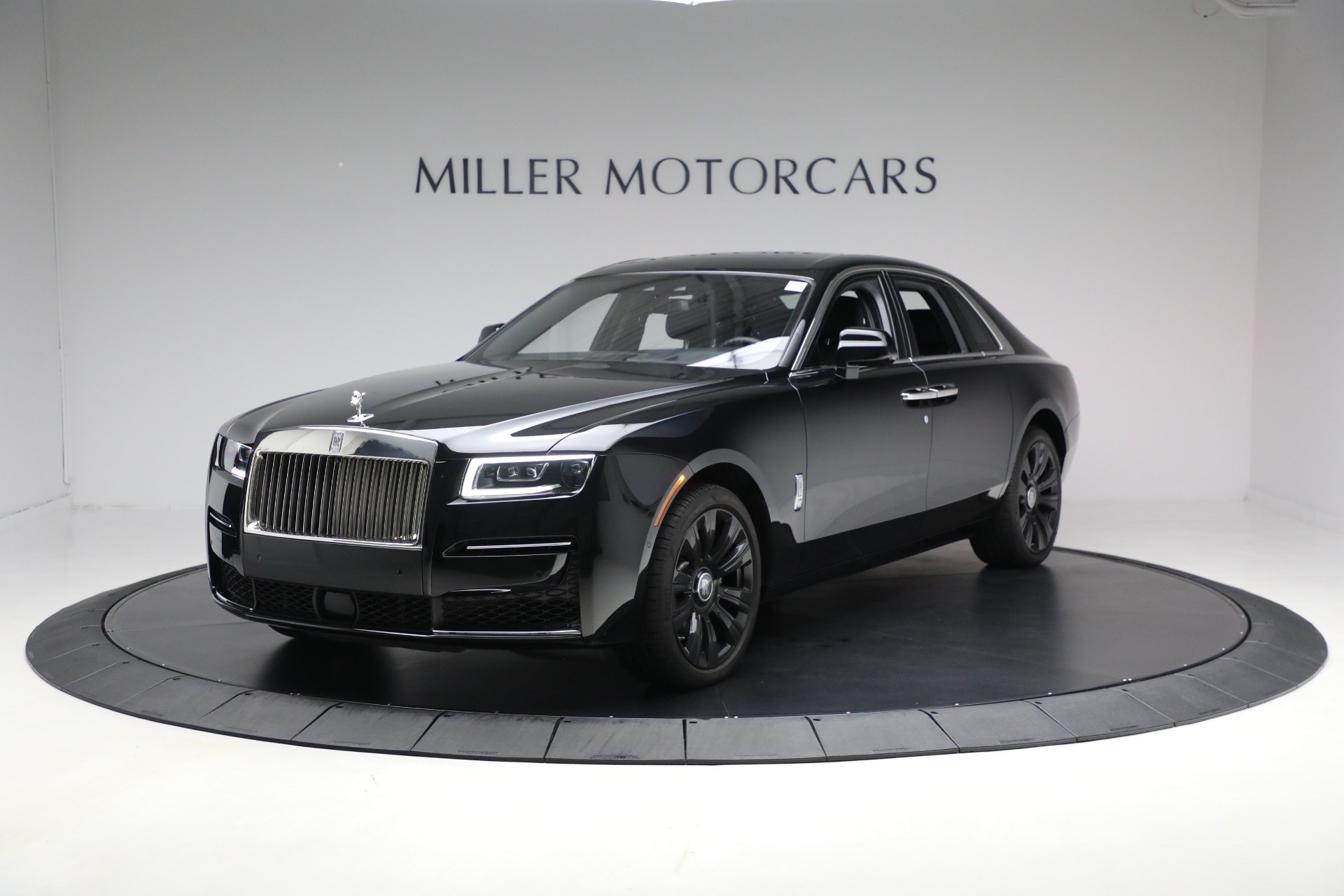 Used 2021 Rolls-Royce Ghost for sale $245,900 at Pagani of Greenwich in Greenwich CT 06830 1