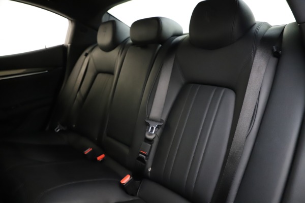 Used 2017 Maserati Ghibli S Q4 for sale Sold at Pagani of Greenwich in Greenwich CT 06830 18