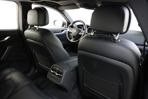 Used 2017 Maserati Ghibli S Q4 for sale Sold at Pagani of Greenwich in Greenwich CT 06830 28