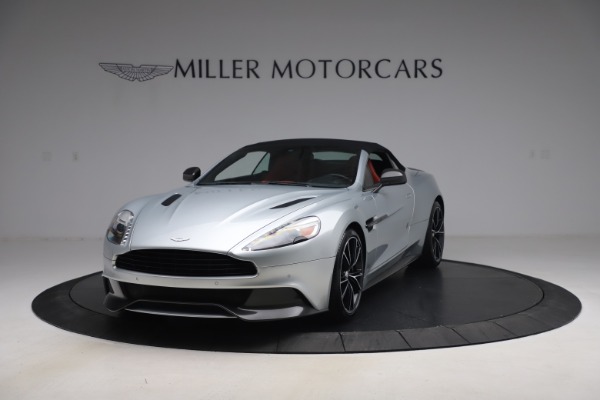 Used 2014 Aston Martin Vanquish Volante for sale Sold at Pagani of Greenwich in Greenwich CT 06830 14