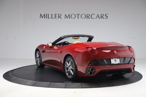 Used 2014 Ferrari California 30 for sale Sold at Pagani of Greenwich in Greenwich CT 06830 5