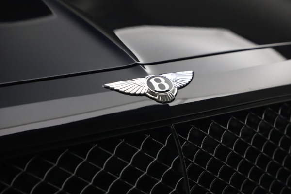 Used 2018 Bentley Bentayga Black Edition for sale $169,900 at Pagani of Greenwich in Greenwich CT 06830 14
