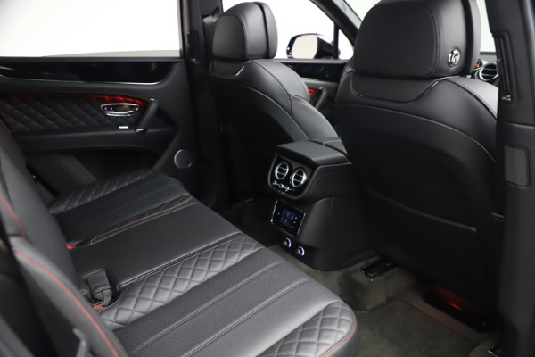 Used 2018 Bentley Bentayga Black Edition for sale $169,900 at Pagani of Greenwich in Greenwich CT 06830 27