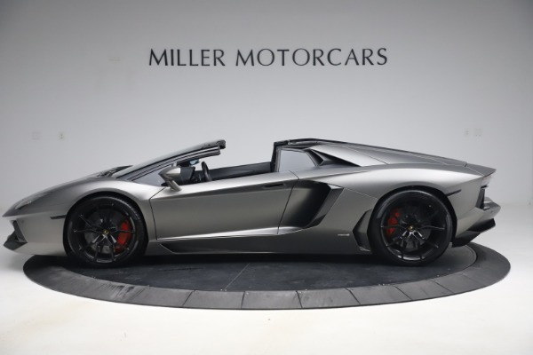 Used 2015 Lamborghini Aventador Roadster LP 700-4 for sale Sold at Pagani of Greenwich in Greenwich CT 06830 4