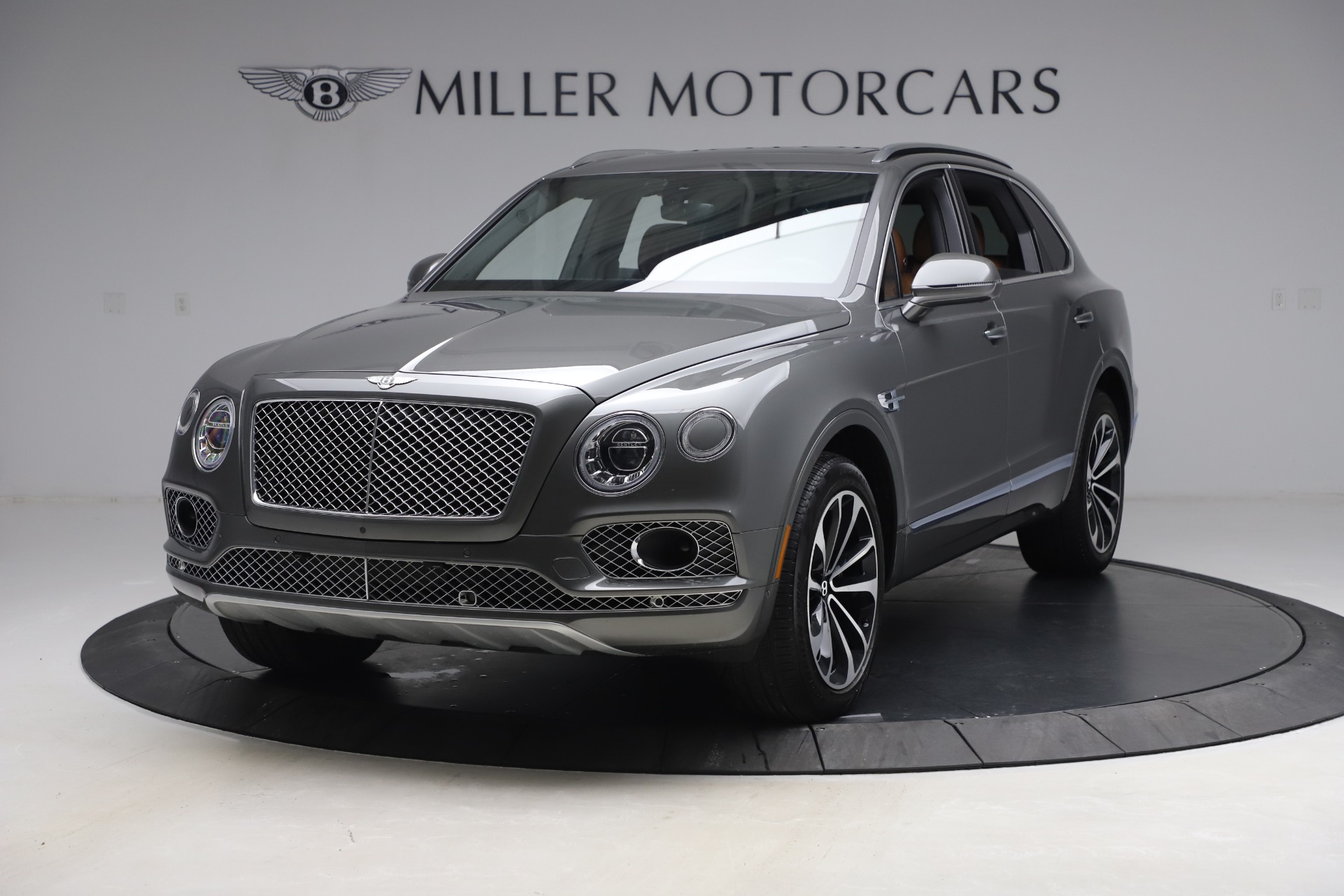 Used 2018 Bentley Bentayga W12 for sale Sold at Pagani of Greenwich in Greenwich CT 06830 1