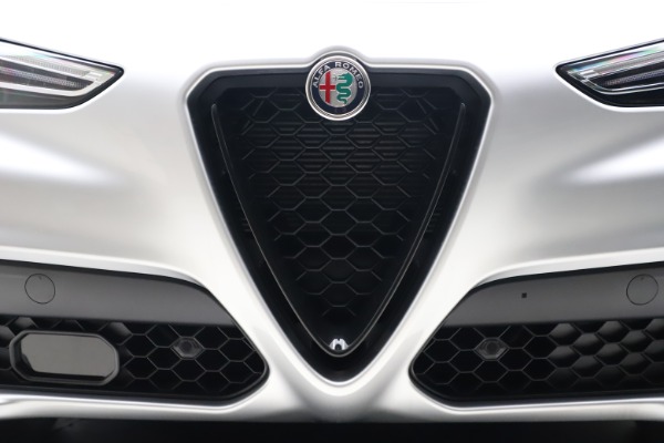 New 2021 Alfa Romeo Stelvio Ti Sport Q4 for sale Sold at Pagani of Greenwich in Greenwich CT 06830 13