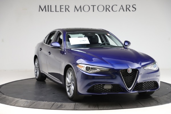 New 2021 Alfa Romeo Giulia Q4 for sale $46,800 at Pagani of Greenwich in Greenwich CT 06830 11