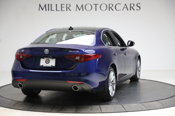 New 2021 Alfa Romeo Giulia Q4 for sale $46,800 at Pagani of Greenwich in Greenwich CT 06830 7