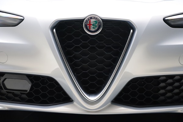 New 2021 Alfa Romeo Giulia Q4 for sale Sold at Pagani of Greenwich in Greenwich CT 06830 25