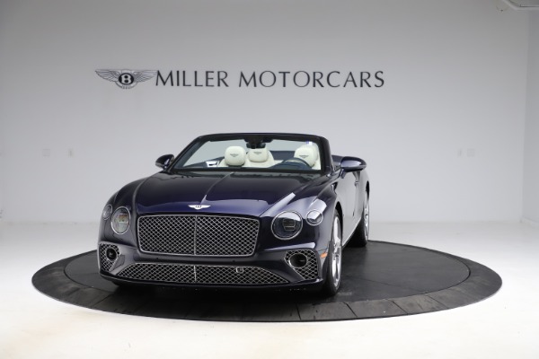 New 2021 Bentley Continental GT V8 for sale $276,830 at Pagani of Greenwich in Greenwich CT 06830 2