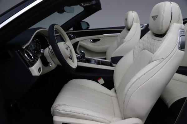 New 2021 Bentley Continental GT V8 for sale $276,830 at Pagani of Greenwich in Greenwich CT 06830 26