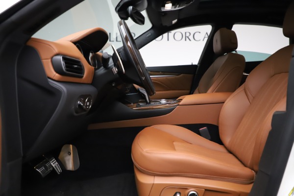 New 2021 Maserati Levante Q4 GranLusso for sale Sold at Pagani of Greenwich in Greenwich CT 06830 15