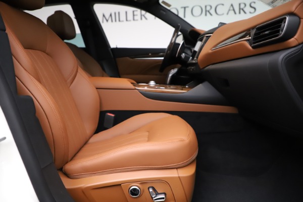 New 2021 Maserati Levante Q4 GranLusso for sale Sold at Pagani of Greenwich in Greenwich CT 06830 21