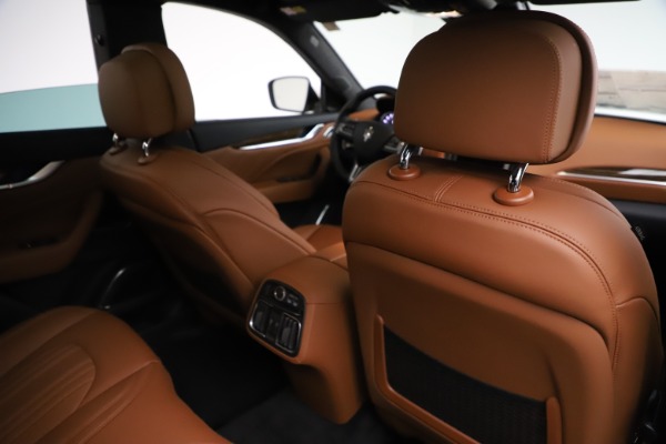 New 2021 Maserati Levante Q4 GranLusso for sale Sold at Pagani of Greenwich in Greenwich CT 06830 25