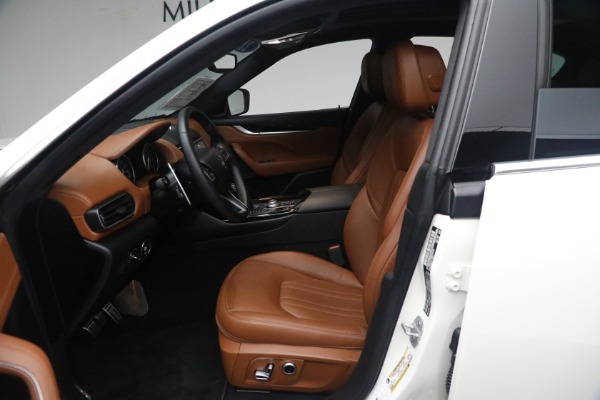 Used 2021 Maserati Levante Q4 for sale Sold at Pagani of Greenwich in Greenwich CT 06830 27