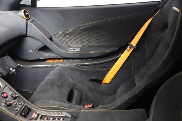 Used 2016 McLaren 688 MSO HS for sale $624,900 at Pagani of Greenwich in Greenwich CT 06830 18