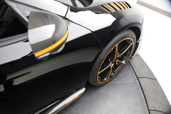 Used 2016 McLaren 688 MSO HS for sale $624,900 at Pagani of Greenwich in Greenwich CT 06830 24