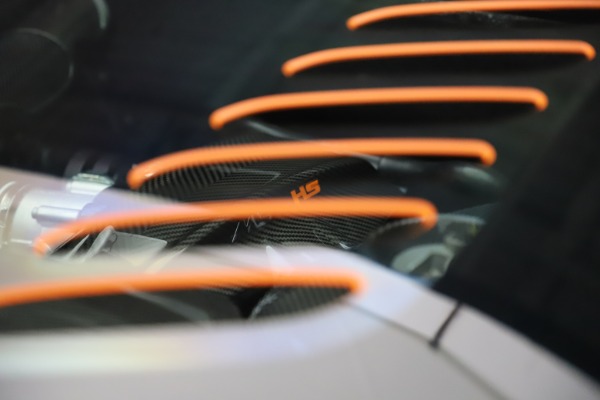 Used 2016 McLaren 688 MSO HS for sale $624,900 at Pagani of Greenwich in Greenwich CT 06830 25