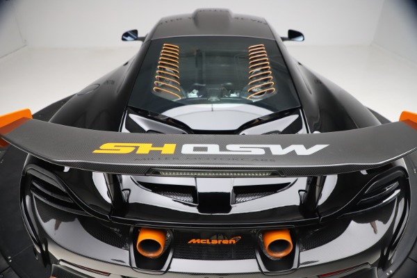 Used 2016 McLaren 688 MSO HS for sale $624,900 at Pagani of Greenwich in Greenwich CT 06830 27