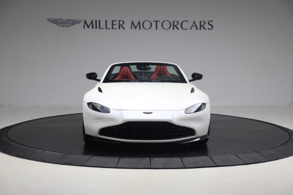 Used 2021 Aston Martin Vantage Roadster for sale Sold at Pagani of Greenwich in Greenwich CT 06830 10