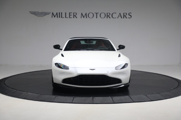 Used 2021 Aston Martin Vantage Roadster for sale Sold at Pagani of Greenwich in Greenwich CT 06830 22