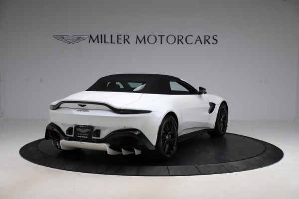 New 2021 Aston Martin Vantage Roadster for sale Sold at Pagani of Greenwich in Greenwich CT 06830 24