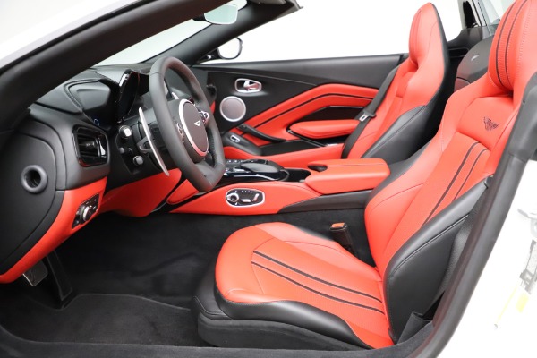 Used 2021 Aston Martin Vantage Roadster for sale Sold at Pagani of Greenwich in Greenwich CT 06830 25