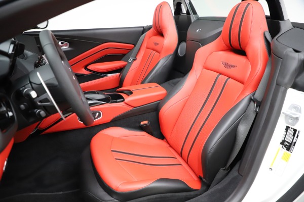 Used 2021 Aston Martin Vantage Roadster for sale Sold at Pagani of Greenwich in Greenwich CT 06830 26
