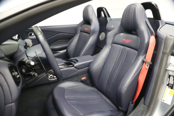 Used 2021 Aston Martin Vantage Roadster for sale $139,900 at Pagani of Greenwich in Greenwich CT 06830 23