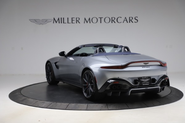 Used 2021 Aston Martin Vantage Roadster for sale $139,900 at Pagani of Greenwich in Greenwich CT 06830 4