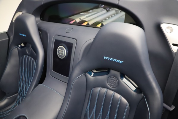 Used 2014 Bugatti Veyron 16.4 Grand Sport Vitesse for sale Sold at Pagani of Greenwich in Greenwich CT 06830 21